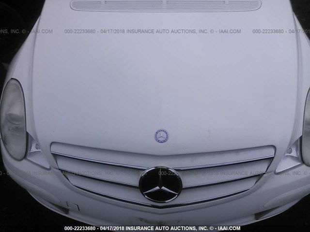 4JGCB65EX6A007602 - 2006 MERCEDES-BENZ R 350 WHITE photo 6