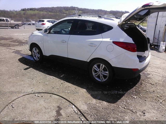 KM8JU3ACXCU386518 - 2012 HYUNDAI TUCSON GLS/LIMITED WHITE photo 3