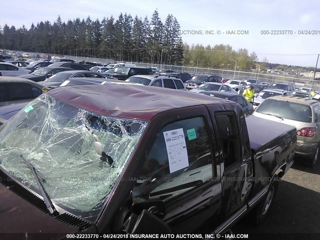 2GTEK19R0W1535818 - 1998 GMC SIERRA K1500 MAROON photo 6