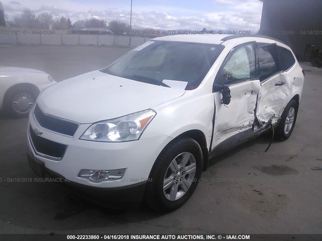 1GNKVGED2BJ247149 - 2011 CHEVROLET TRAVERSE LT WHITE photo 2