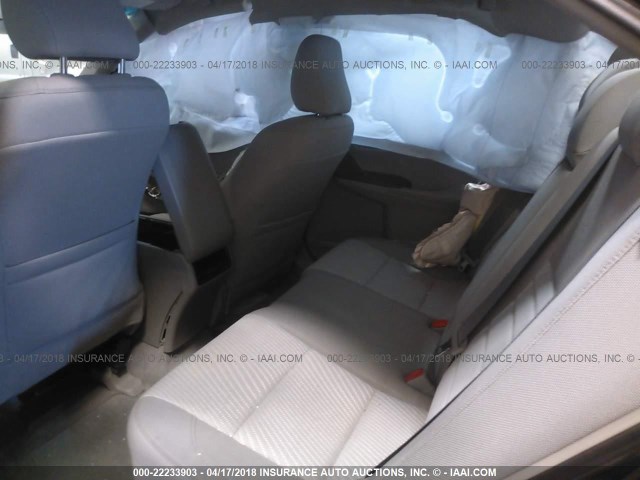 4T4BF1FK3FR500338 - 2015 TOYOTA CAMRY LE/XLE/SE/XSE ნაცრისფერი ფოტო 8
