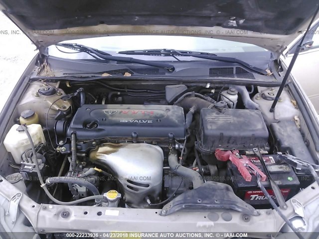 4T1BE32K05U605478 - 2005 TOYOTA CAMRY LE/XLE/SE ოქროსფერი ფოტო 10