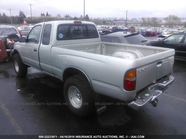 5TEWN72N4YZ698556 - 2000 TOYOTA TACOMA XTRACAB SILVER photo 3