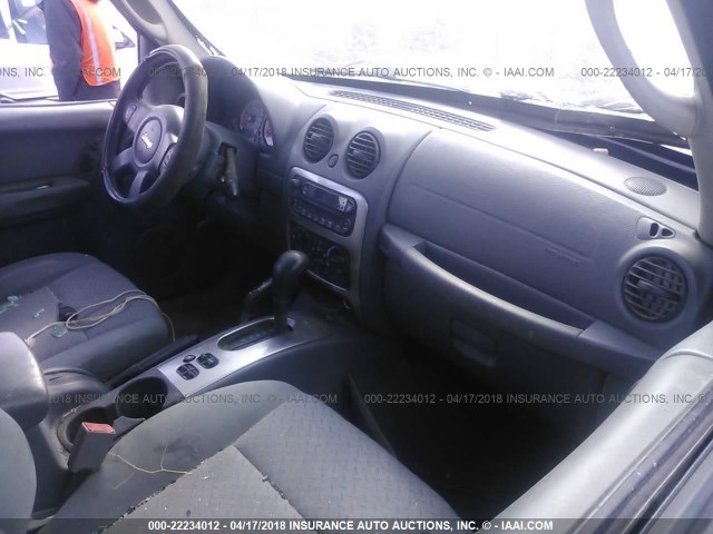 1J4GL38K45W526546 - 2005 JEEP LIBERTY RENEGADE BLUE photo 5