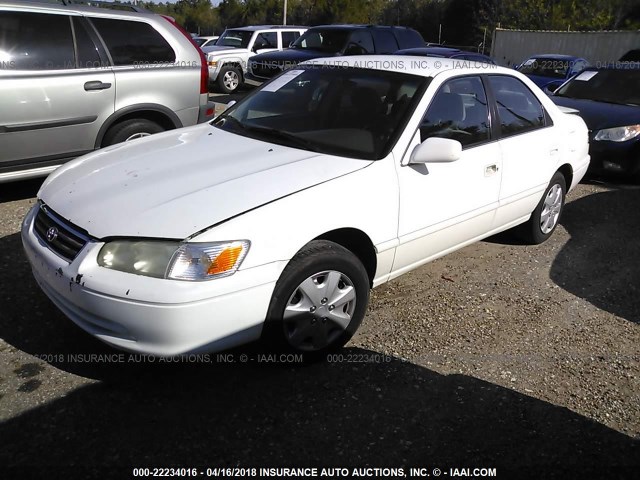 4T1BG22K01U789884 - 2001 TOYOTA CAMRY CE/LE/XLE WHITE photo 2