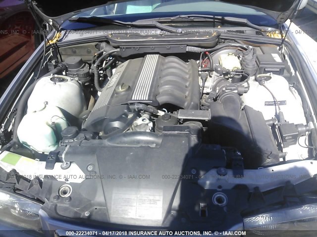 WBACD432XWAV58752 - 1998 BMW 328 I AUTOMATIC ვერცხლისფერი ფოტო 10