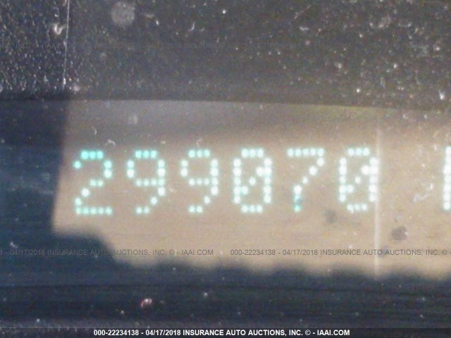 3GNFK16Z75G226997 - 2005 CHEVROLET SUBURBAN K1500 BLACK photo 7