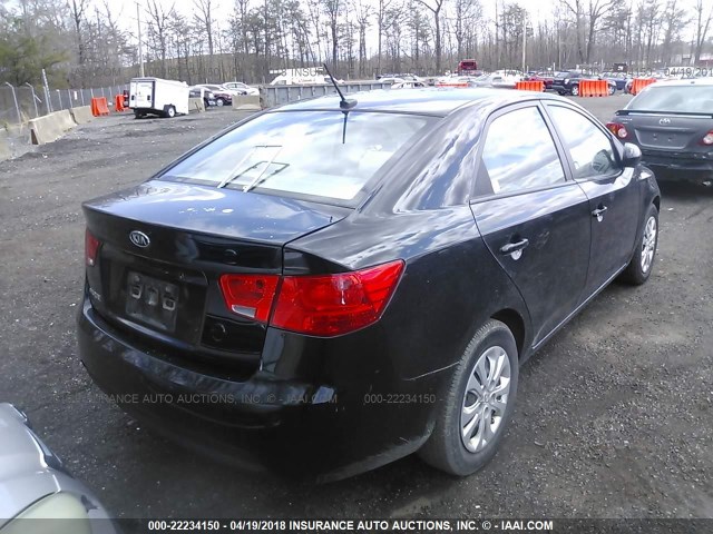 KNAFT4A20B5358081 - 2011 KIA FORTE LX BLACK photo 4