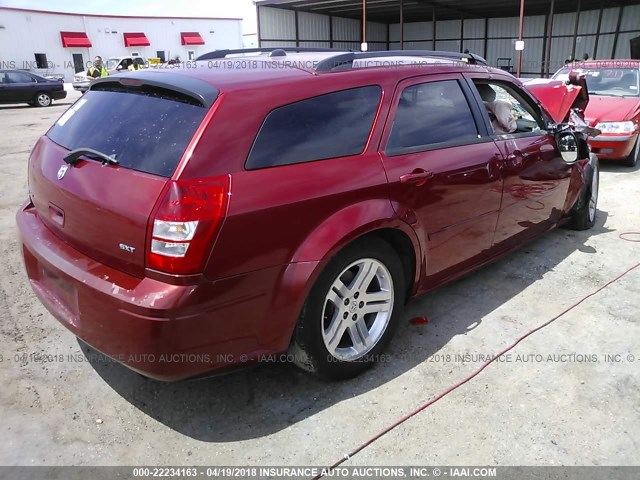 2D4FV48V95H536213 - 2005 DODGE MAGNUM SXT MAROON photo 4