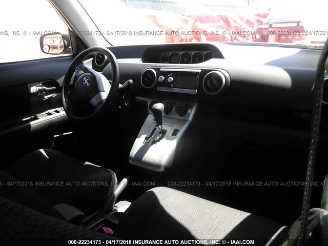 JTLZE4FE0A1114180 - 2010 TOYOTA SCION XB SILVER photo 5