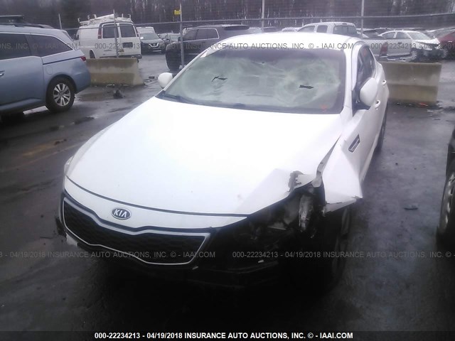 KNAGM4AD0B5003396 - 2011 KIA OPTIMA HYBRID WHITE photo 6