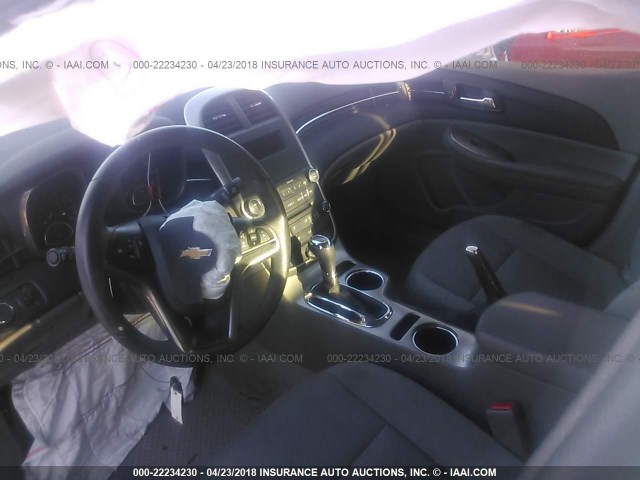 1G11B5SL1EF226483 - 2014 CHEVROLET MALIBU LS Gümüş foto 5