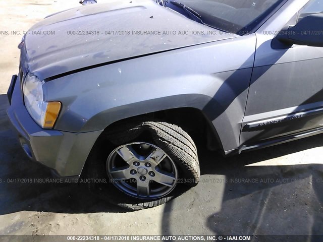 1J8GR48K27C640374 - 2007 JEEP GRAND CHEROKEE LAREDO/COLUMBIA/FREEDOM 灰色 照片 6