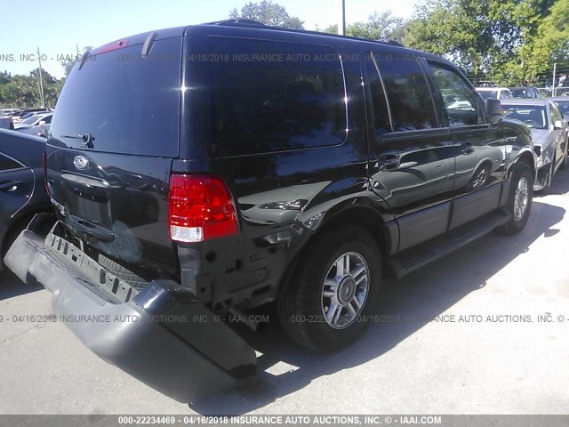 1FMRU15W73LA62928 - 2003 FORD EXPEDITION XLT 黑色 照片 4