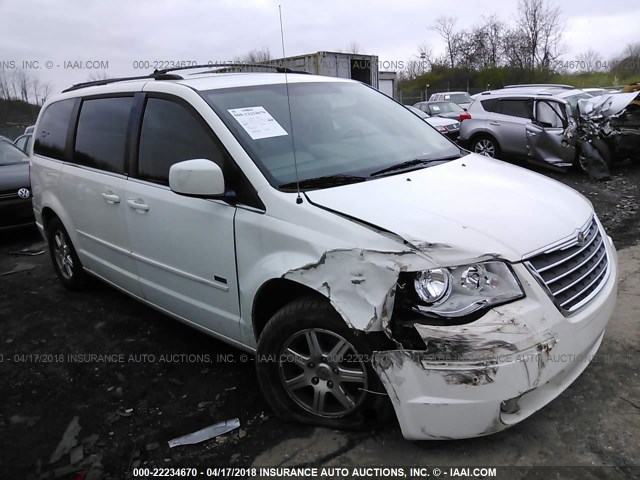 2A8HR54P78R824956 - 2008 CHRYSLER TOWN & COUNTRY TOURING WHITE photo 1