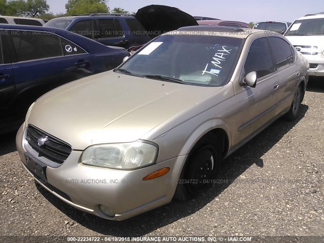 JN1CA31A0YT032687 - 2000 NISSAN MAXIMA GLE/GXE/SE GOLD photo 2