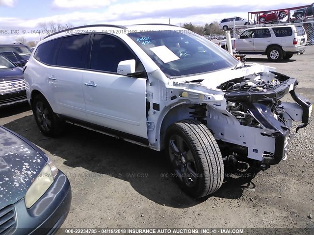 1GNKVHKD9HJ139503 - 2017 CHEVROLET TRAVERSE LT WHITE photo 1