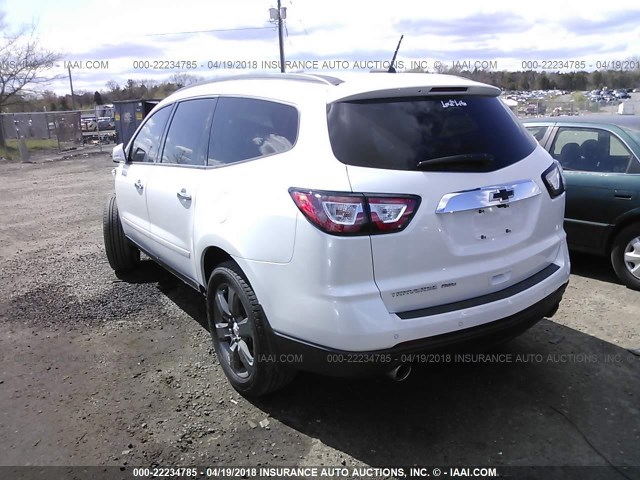 1GNKVHKD9HJ139503 - 2017 CHEVROLET TRAVERSE LT WHITE photo 3