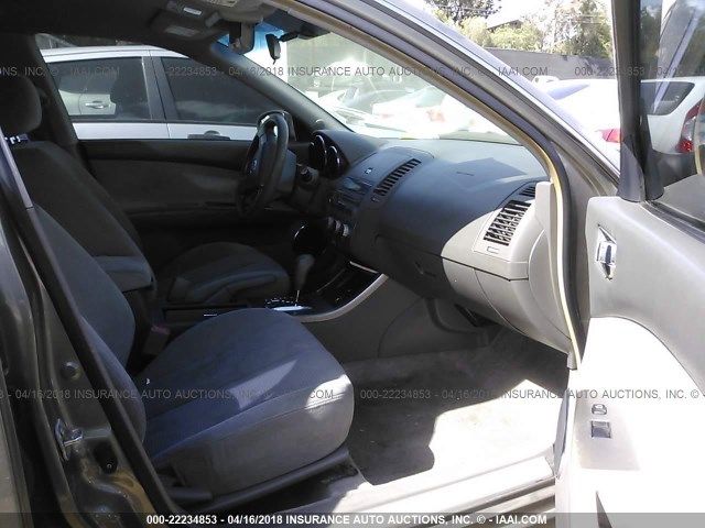 1N4AL11D55N413700 - 2005 NISSAN ALTIMA S/SL Champagne photo 5