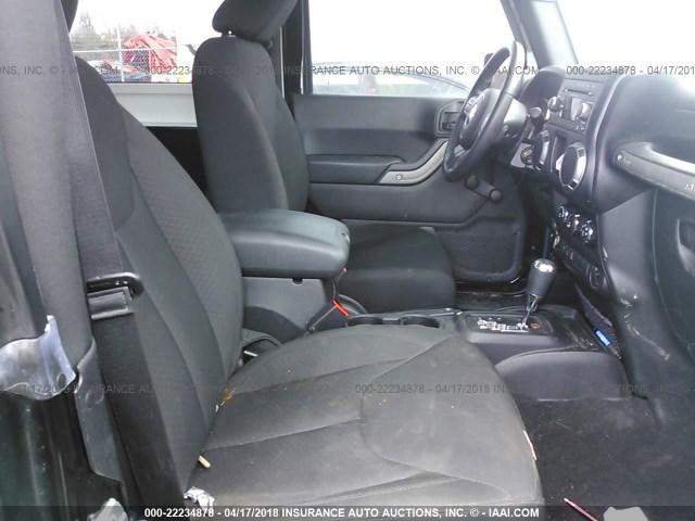 1C4AJWAG6GL112231 - 2016 JEEP WRANGLER SPORT 黑色 照片 5