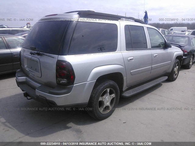 1GNET16S856151580 - 2005 CHEVROLET TRAILBLAZER EXT LS/EXT LT SILVER photo 4