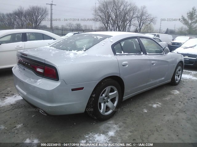 2C3CDXATXCH267783 - 2012 DODGE CHARGER POLICE SILVER photo 4