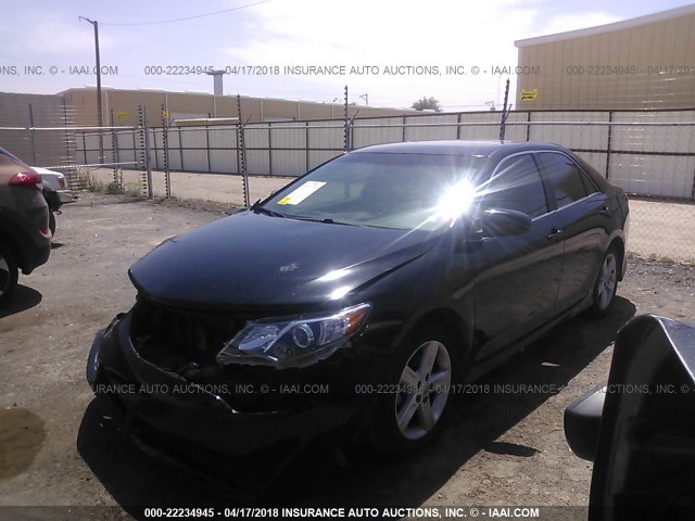 4T1BF1FK8EU761019 - 2014 TOYOTA CAMRY L/SE/LE/XLE 黑色 照片 2