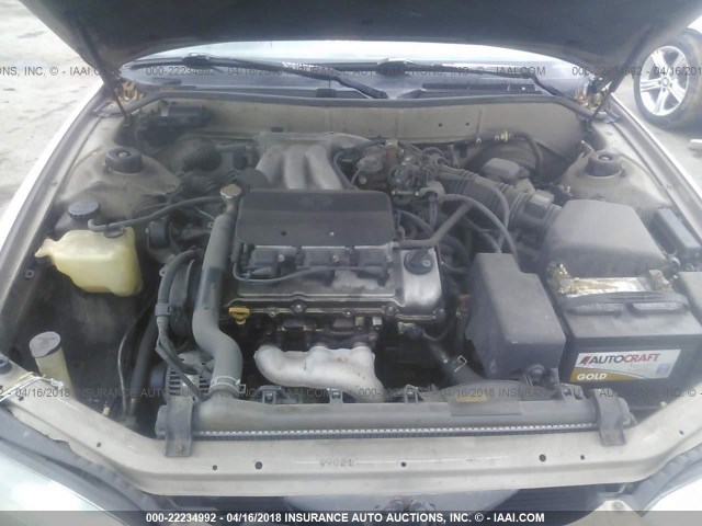 4T1BF12K2TU135033 - 1996 TOYOTA CAMRY LE/XLE/SE ოქროსფერი ფოტო 10