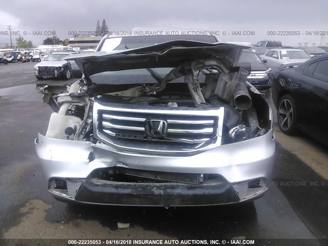 5FNYF4H22EB019513 - 2014 HONDA PILOT LX SILVER photo 6