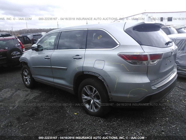 5TDBKRFHXGS226073 - 2016 TOYOTA HIGHLANDER LE/LE PLUS SILVER photo 3