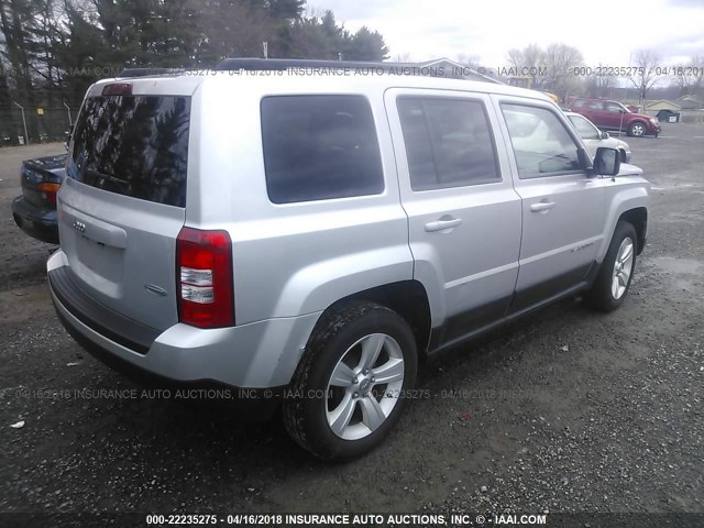 1J4NT1GA7BD208772 - 2011 JEEP PATRIOT SPORT SILVER photo 4