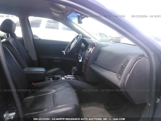 1G6DM57T260206872 - 2006 CADILLAC CTS BLACK photo 5