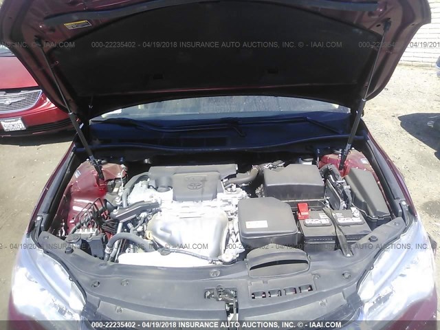 4T1BF1FK6HU661442 - 2017 TOYOTA CAMRY LE/XLE/SE/XSE RED photo 10