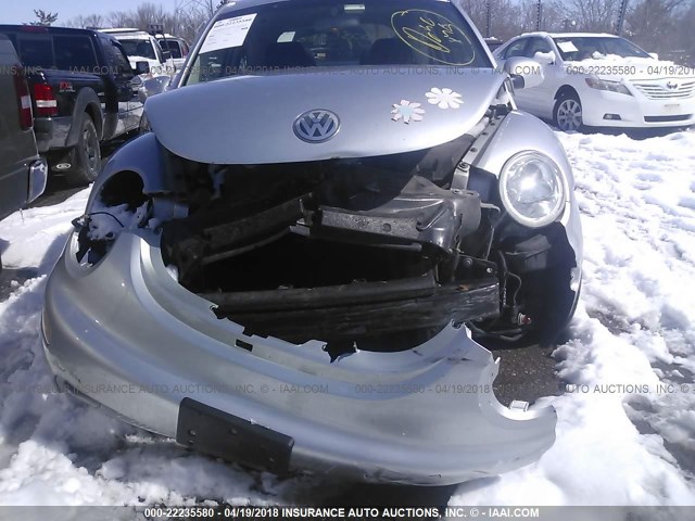 3VWBK21C73M444692 - 2003 VOLKSWAGEN NEW BEETLE GL 银色 照片 6
