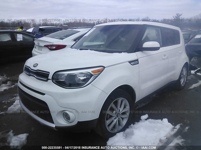 KNDJP3A53H7416140 - 2017 KIA SOUL + WHITE photo 2