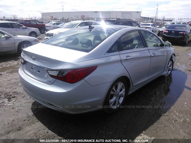 5NPEC4AC7CH440219 - 2012 HYUNDAI SONATA SE/LIMITED SILVER photo 4