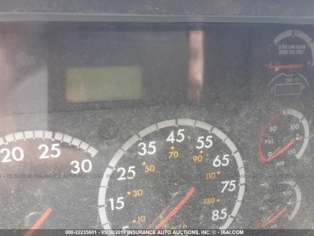 1FUJGLDR6CSBD7177 - 2012 FREIGHTLINER CASCADIA 125  WHITE photo 6