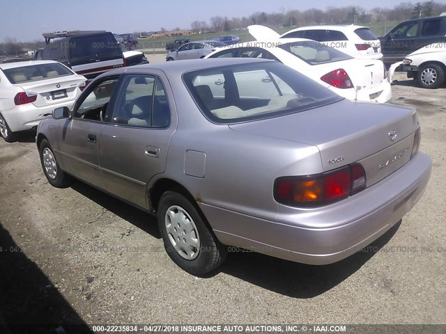4T1BG12K9TU783658 - 1996 TOYOTA CAMRY DX/LE/XLE ვერცხლისფერი ფოტო 3