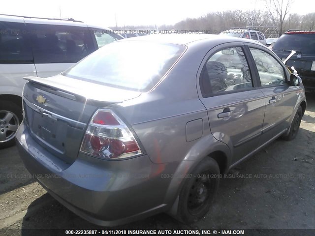 KL1TG55648B081496 - 2008 CHEVROLET AVEO LT GRAY photo 4