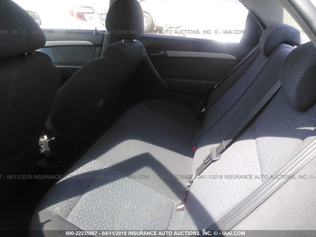 KL1TG55648B081496 - 2008 CHEVROLET AVEO LT GRAY photo 8