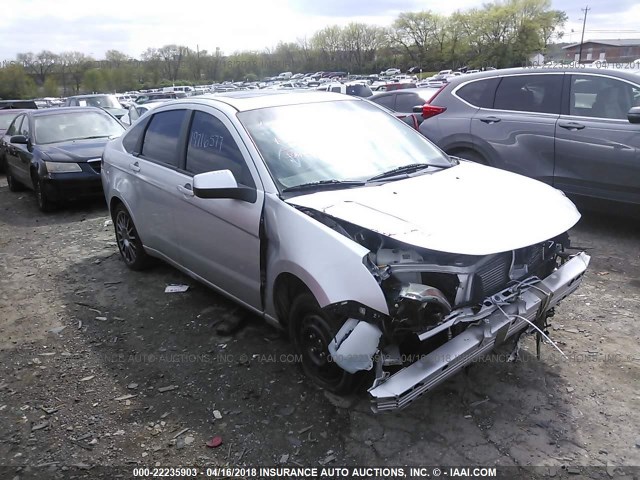 1FAHP3GN4BW162401 - 2011 FORD FOCUS SES SILVER photo 1