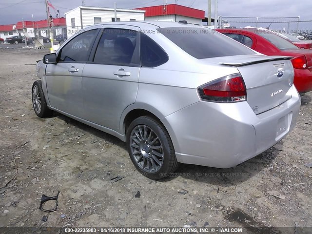 1FAHP3GN4BW162401 - 2011 FORD FOCUS SES SILVER photo 3