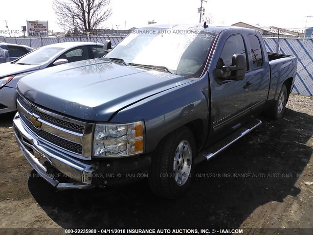 1GCRKSE2XCZ156697 - 2012 CHEVROLET SILVERADO K1500 LT BLUE photo 2