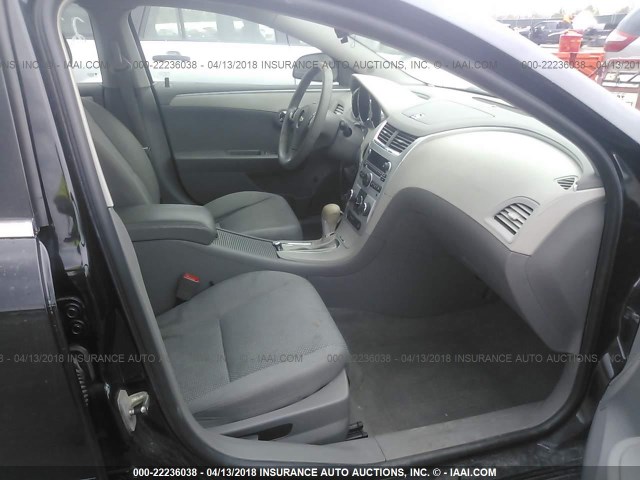 1G1ZB5E19BF197257 - 2011 CHEVROLET MALIBU LS 黑色 照片 5