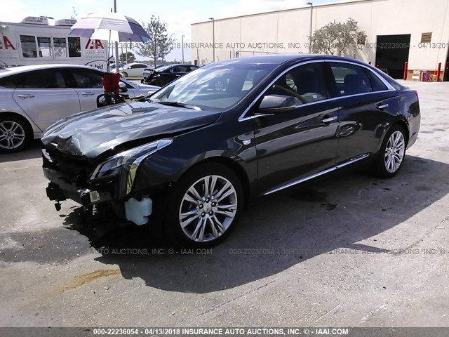 2G61M5S36J9143462 - 2018 CADILLAC XTS LUXURY GRAY photo 2