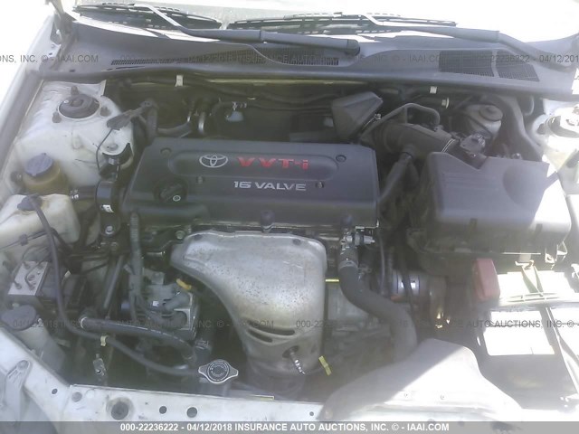4T1BE32K52U028653 - 2002 TOYOTA CAMRY LE/XLE/SE თეთრი ფოტო 10