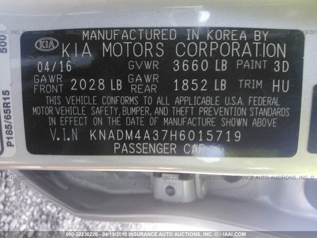 KNADM4A37H6015719 - 2017 KIA RIO LX SILVER photo 9