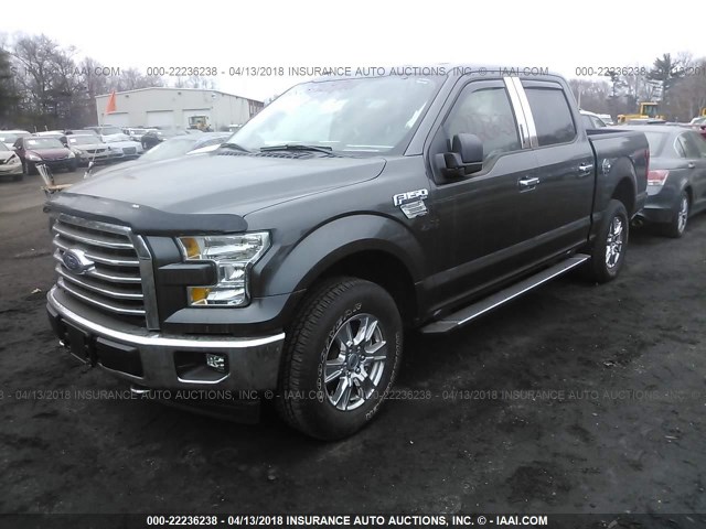 1FTEW1EFXHFA17291 - 2017 FORD F150 SUPERCREW GRAY photo 2