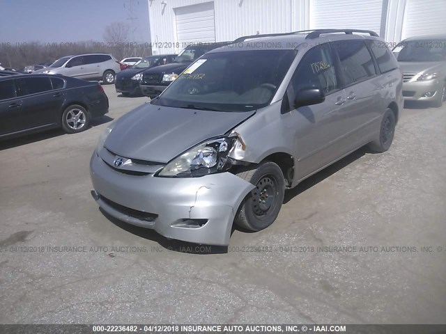 5TDZK23CX9S256045 - 2009 TOYOTA SIENNA CE/LE GOLD photo 6