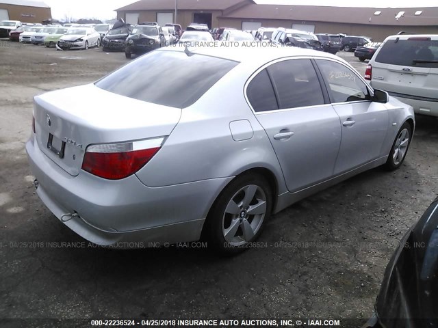 WBANF73526CG66577 - 2006 BMW 530 XI SILVER photo 4